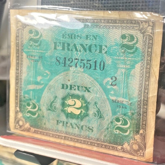 Two WW2 French 2 Franc 1944 (Currency) France Banknote WWII Note #205488950596 - Picture 3 of 6